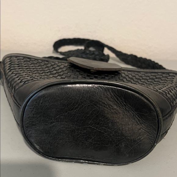 Inge Christopher Handmade Black Woven Leather Shoulder Bag - Picture 10 of 10